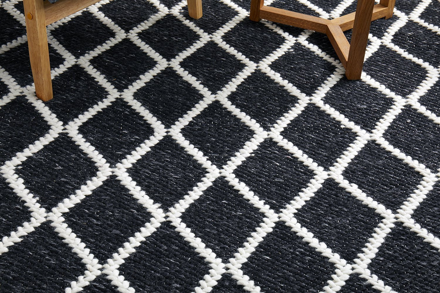 Striking Contrast That Works Anywhere with a Black and White Rug