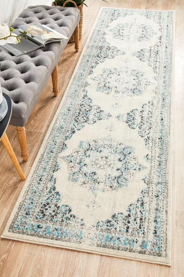 NILA 922 White Runner Rug