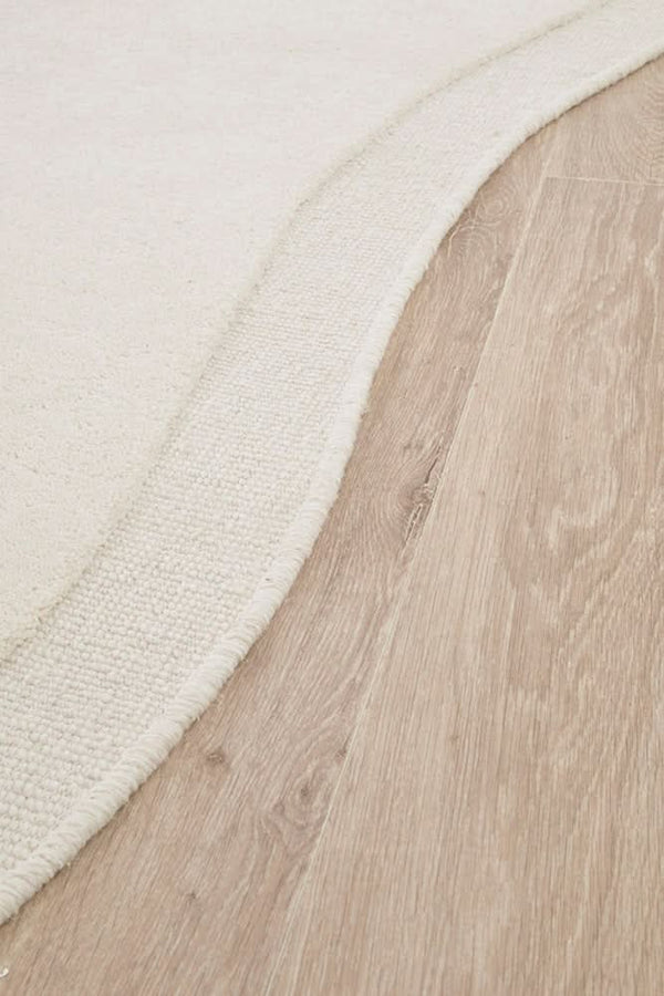 Neo Milk Rug