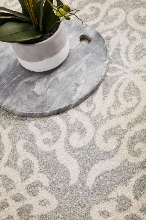 HALIX Lydia Silver Rug