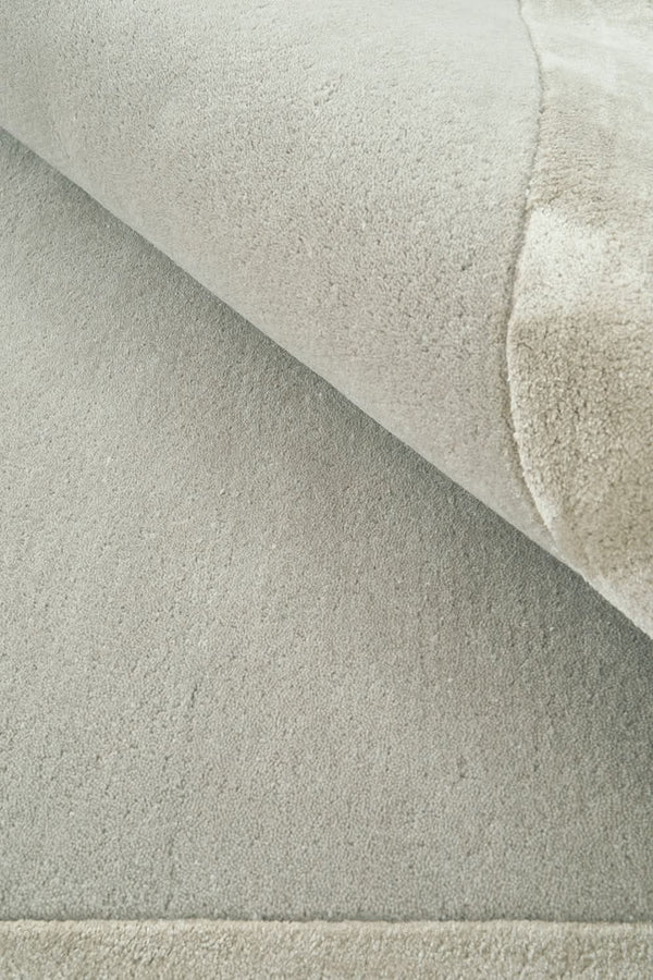 MILO Silver Rug