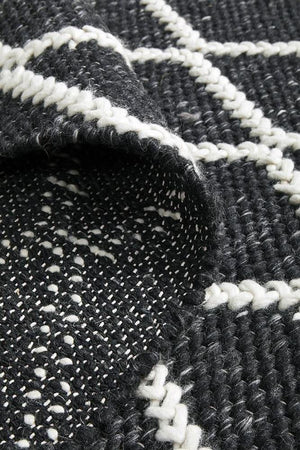 URBAN Black Rug