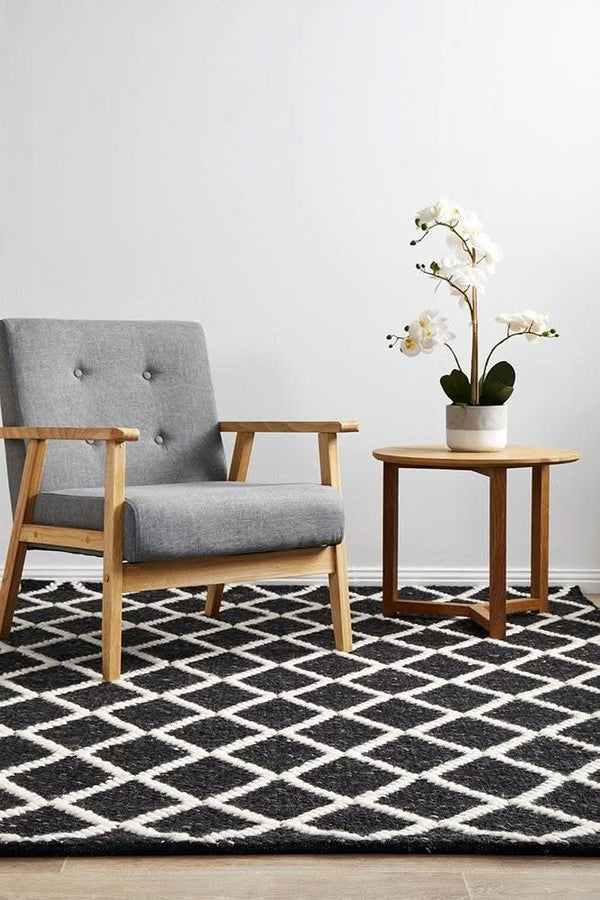 URBAN Black Rug