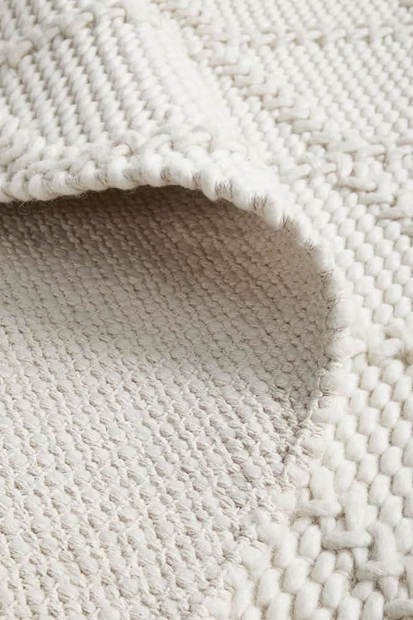 URBAN White Rug