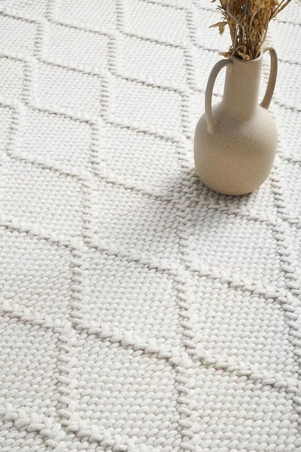 URBAN White Rug