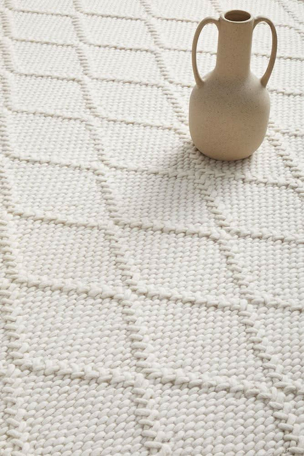 URBAN White Rug