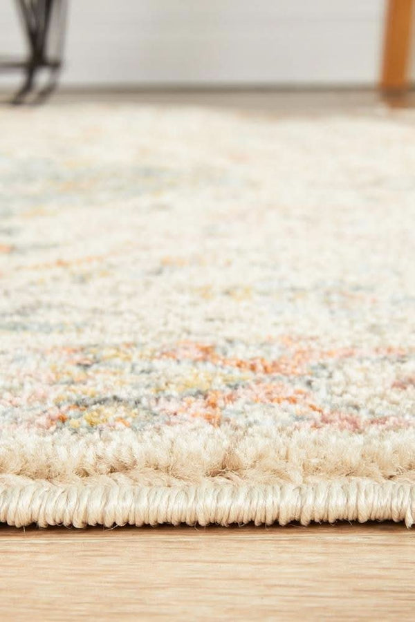 CHARM 861 Papyrus Runner Rug