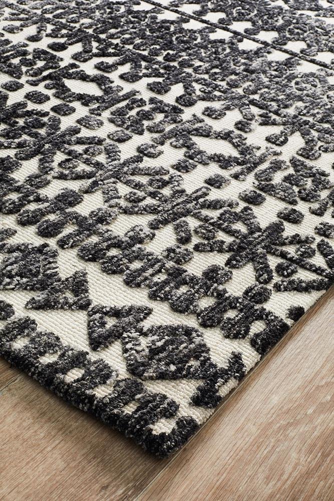 ATLANTA Yasmin Ivory Black Rug