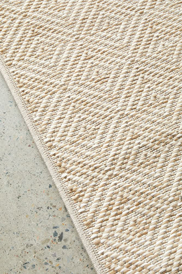 OUTSIDE ELEMENT Misty Natural Rug