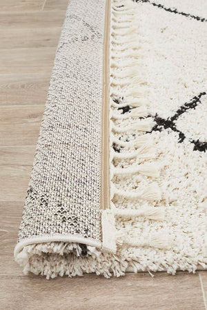 Saffron 22 White Rug