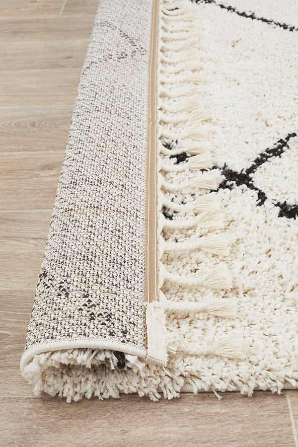 Saffron 22 White Rug
