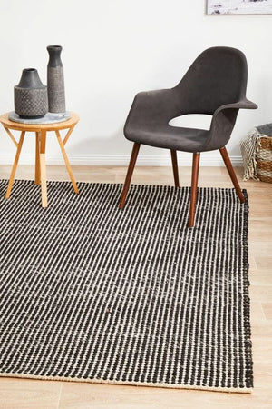 NATURE 400 Black Rug