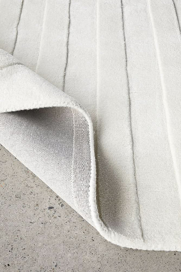 Aria Trail White