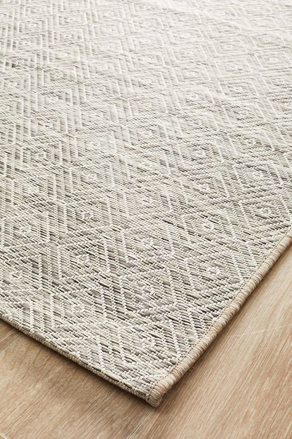 Tara Clara Diamond Rug Natural