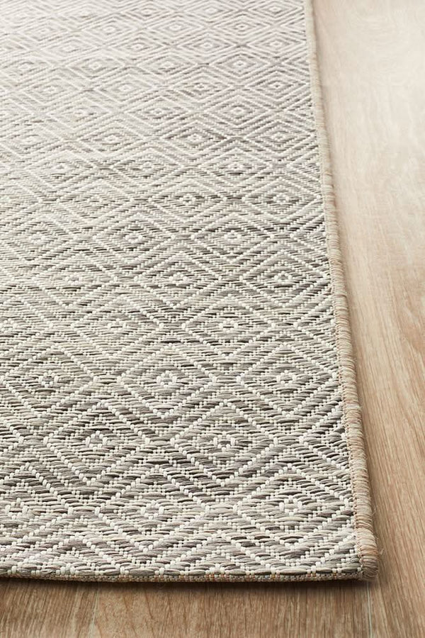 Tara Clara Diamond Rug Natural