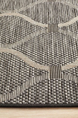 Tara Denise Trellis Rug Black