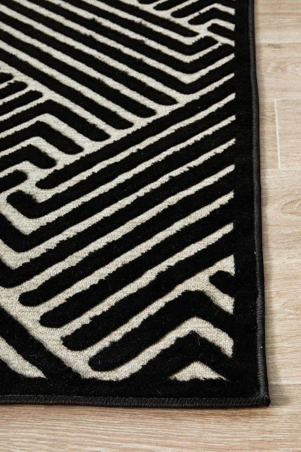 CITY Cindy Black & Gold Rug