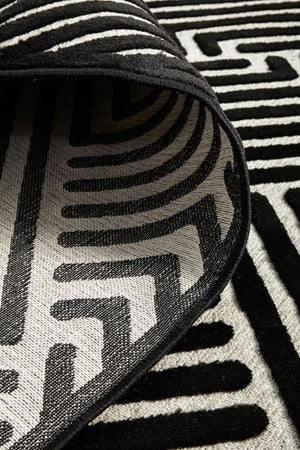 CITY Cindy Black & Gold Rug