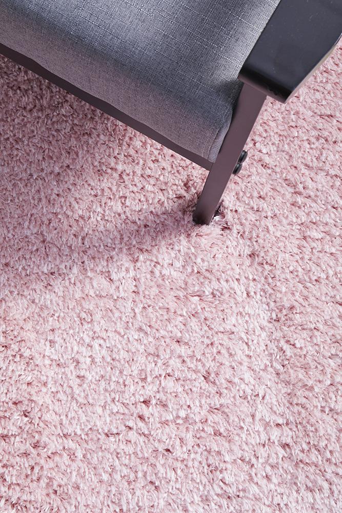 FLOKATI Pink Rug