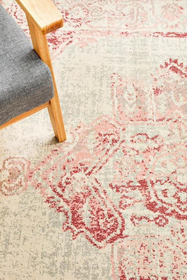 VIBE 702 Rose Rug
