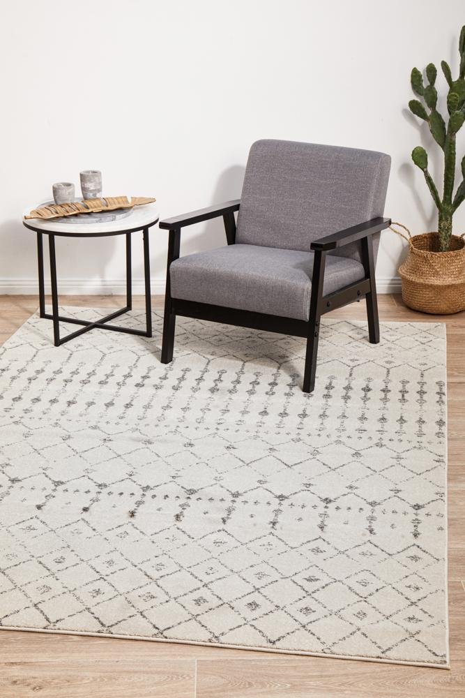 HALIX Elsa Silver Rug