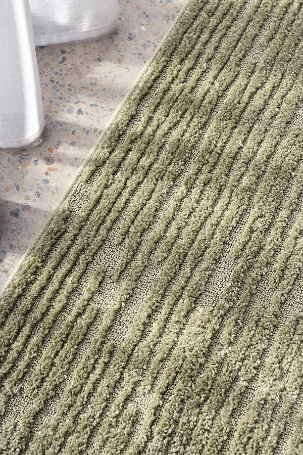 Noble Suri Green Runner Rug