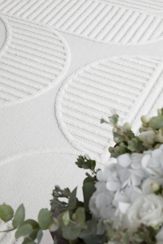 MIST Leo White Runner Rug