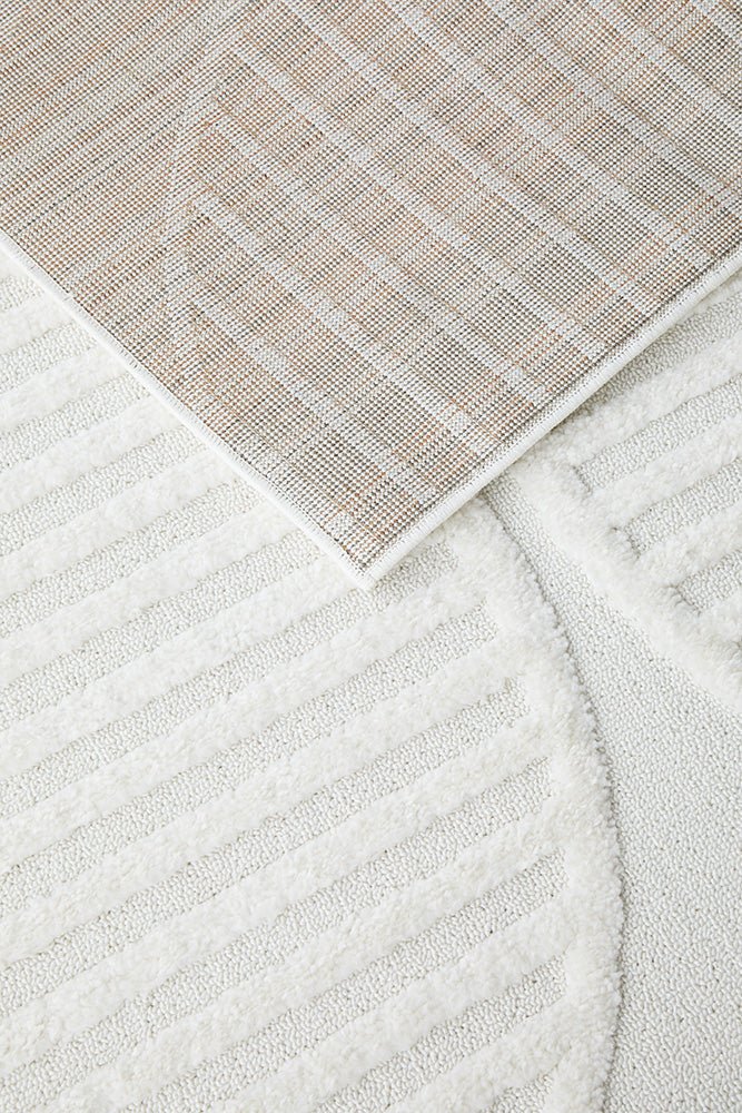 MIST Leo White Runner Rug