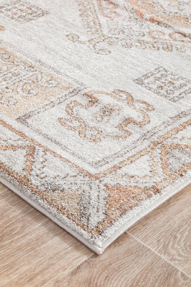 SALSA Caitlen Natural Runner Rug