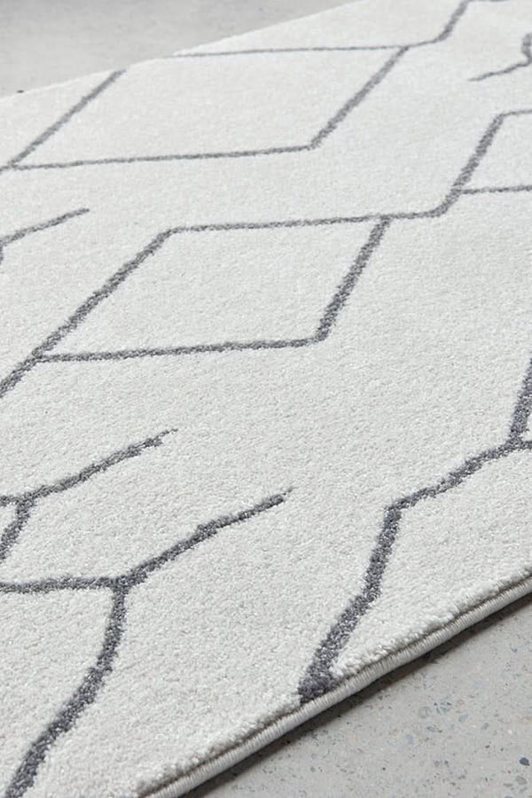 Paradise Ivy Grey Runner