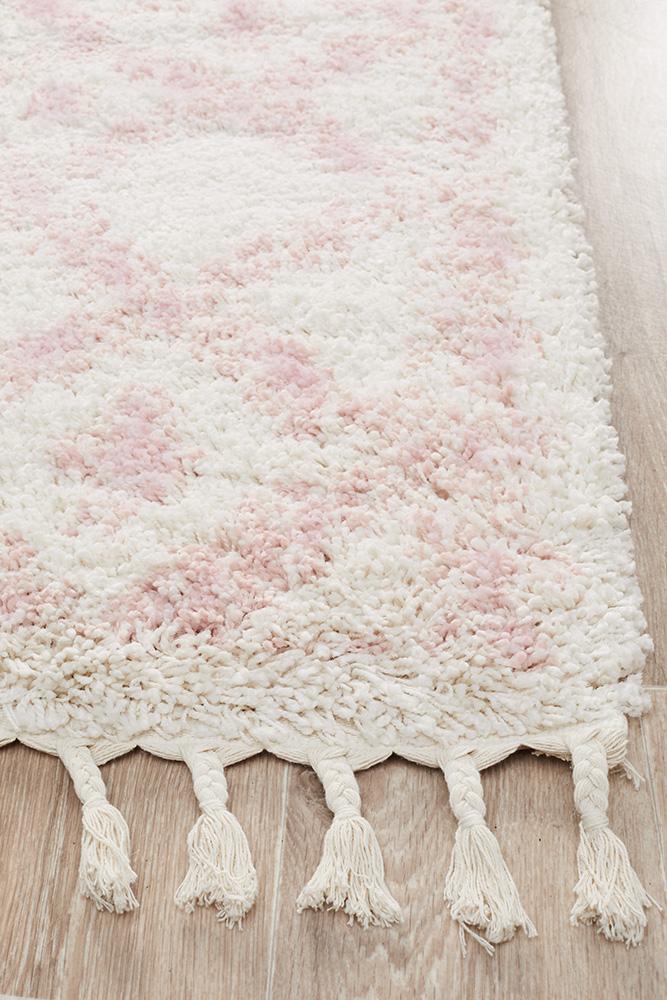 Saffron 33 Pink Runner Rug