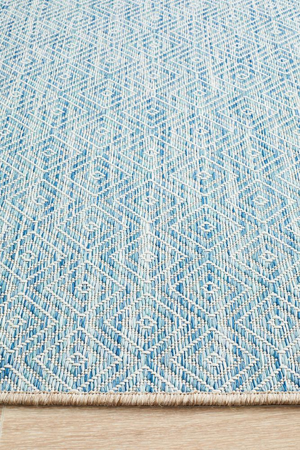 Tara Clara Diamond Rug Blue