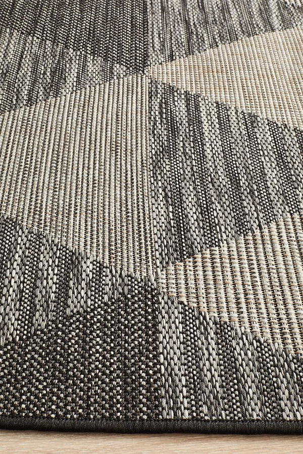 Tara Geo Rug Black