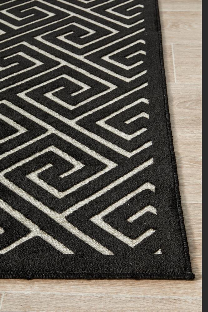 CITY Alice Black & Gold Rug