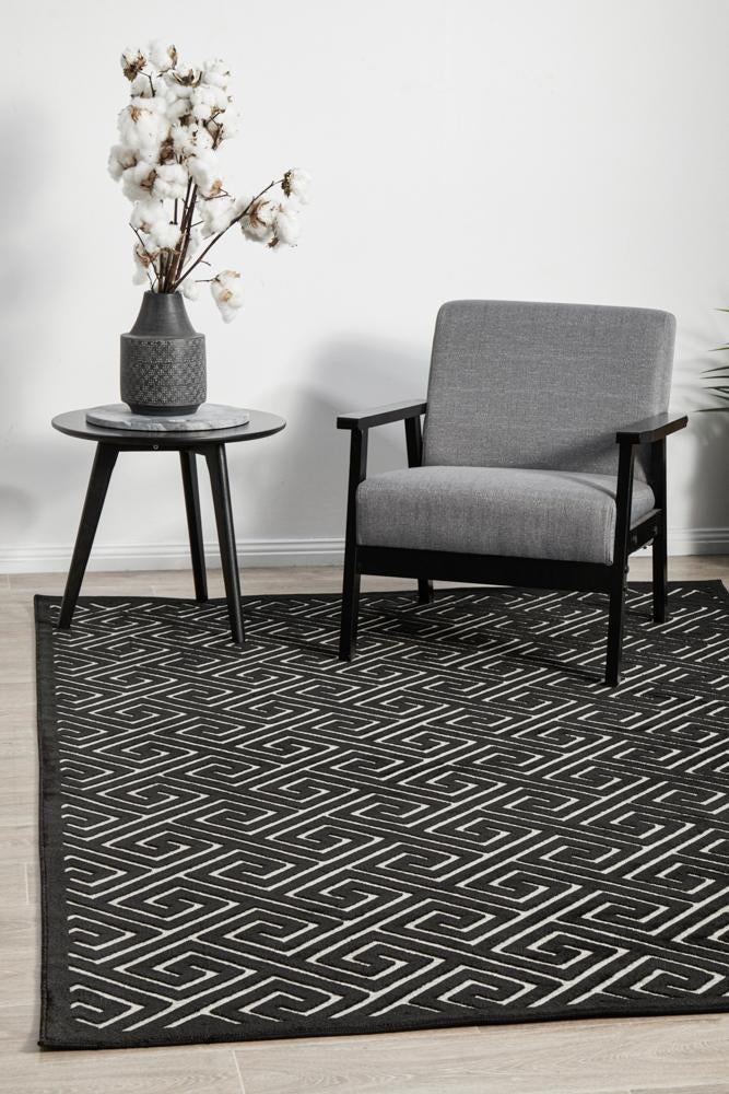 CITY Alice Black & Gold Rug