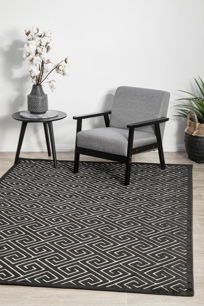 CITY Alice Black & Gold Rug